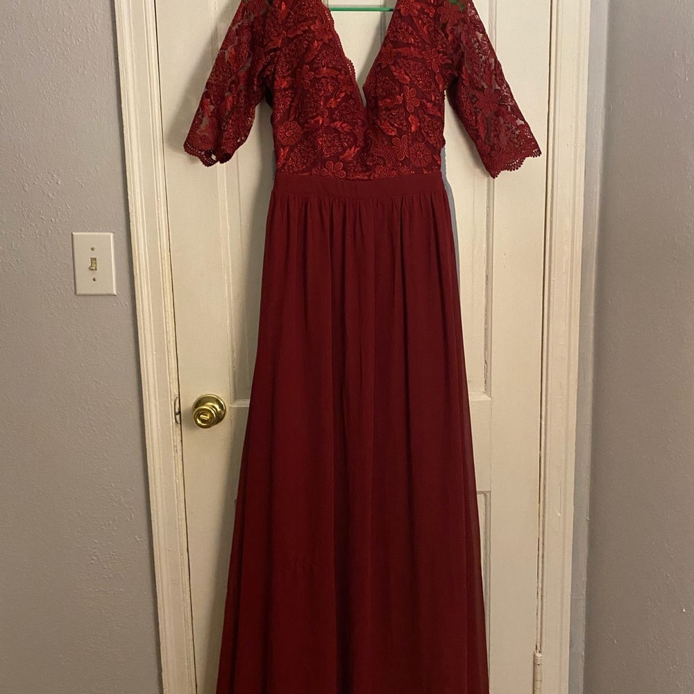 Red lace maxi bridesmaid/winter formal dress, brand new with tags never worn!